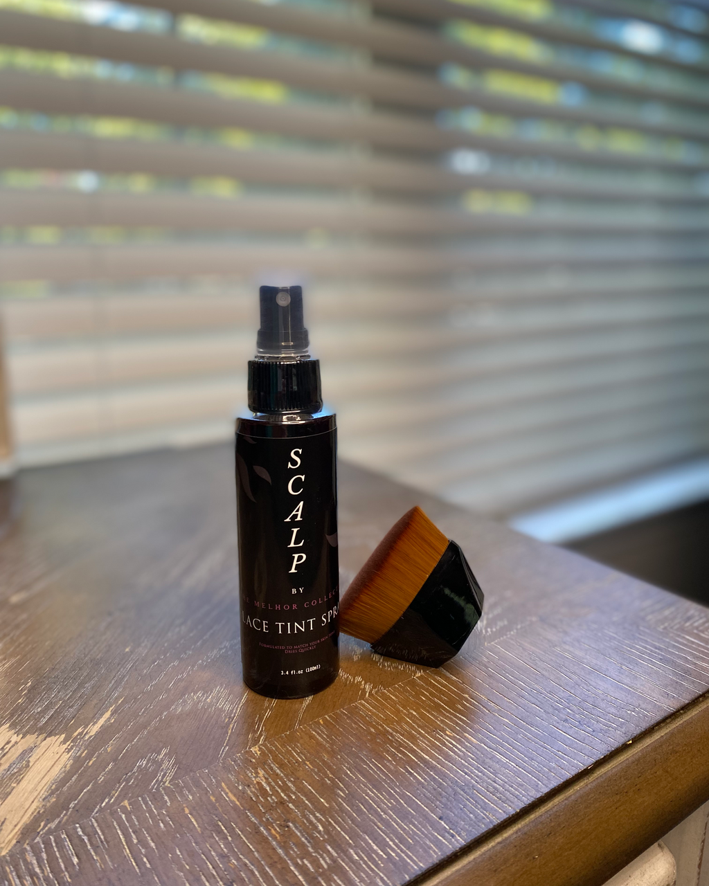 Scalp Lace tint spray with brush